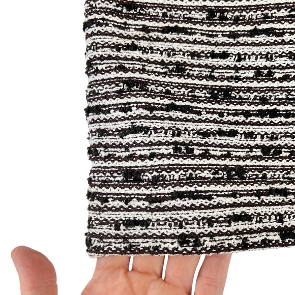 St. John Black Label Skirt Black Oatmeal Boucle Knit Textured Sz 4 - Picture 3 of 8